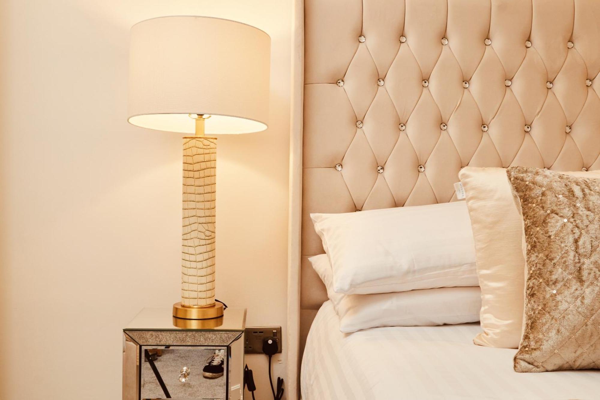 Deluxe City Apt, Beautiful River View,Free Parking No Balcony Λιντς Δωμάτιο φωτογραφία